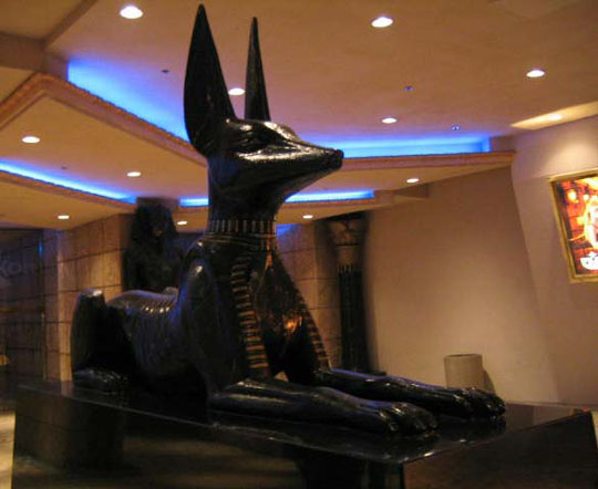 luxor_anubis