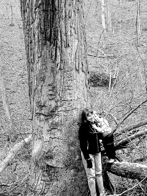 Stillhouse-tree-with-Libby-and-Max1