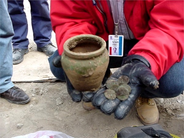 Chinese art, Archaeology, Archaeological sites
