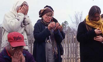 kurban_praying