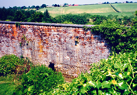 walled garden