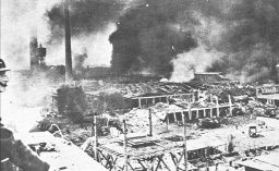 Image: Nazis WATCH AS EIGHTH AIR FORCE BOMBS FACTORY AT KASSEL