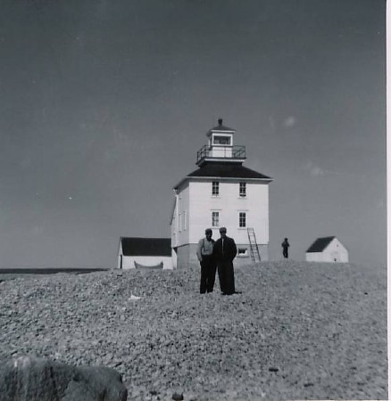 Cox Reef Light