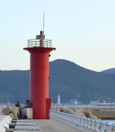 Tongyeong North Breakwater Light