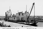 Filename=1944-PipelineDredgeWishram_jpg.jpg
Filesize=499KiB
Dimensions=2048x1423
Date added=Aug 13, 2005 1944-PipelineDredgeWishram_jpg.jpg