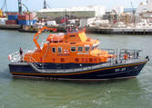 Filename=800px-Lifeboat_17-31_underway_arp.jpg
Filesize=112KiB
Dimensions=800x572
Date added=Jul 21, 2007 800px-Lifeboat_17-31_underway_arp.jpg