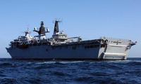Filename=HMSBulwarkL15.jpg
Filesize=43KiB
Dimensions=900x539
Date added=Nov 07, 2006 HMSBulwarkL15.jpg