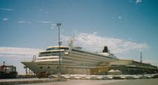Filename=CrystalSymphony.jpg
Filesize=42KiB
Dimensions=640x343
Date added=Jul 13, 2006 CrystalSymphony.jpg
