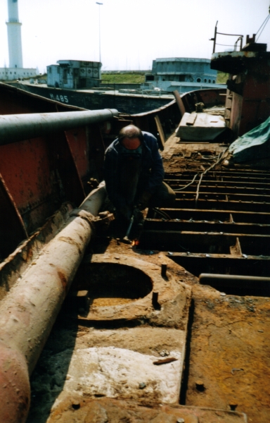 augustus_2003___losbrandenklinknagels.jpg