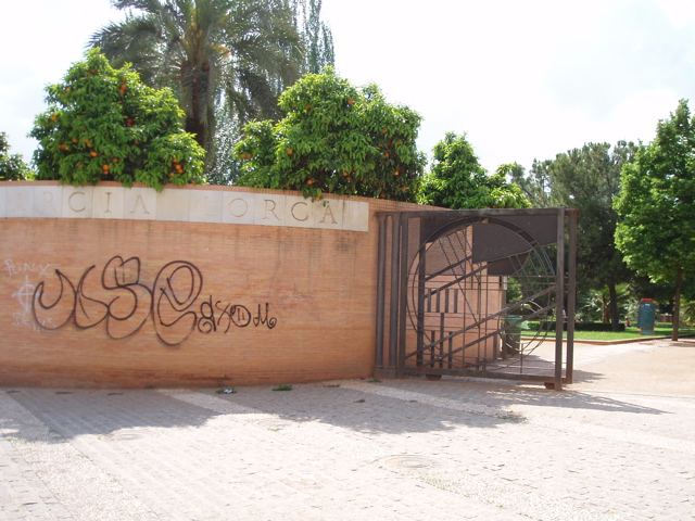entering Garcia Lorca Park