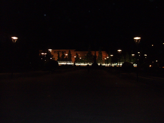park fountains at night