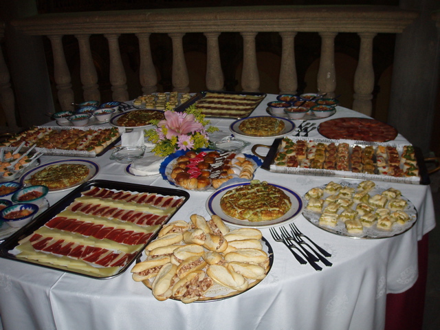 DInner is tapas