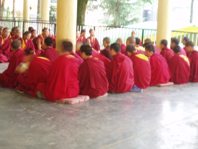 Mo' monks