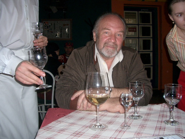 ivan and three sizes of glasses
