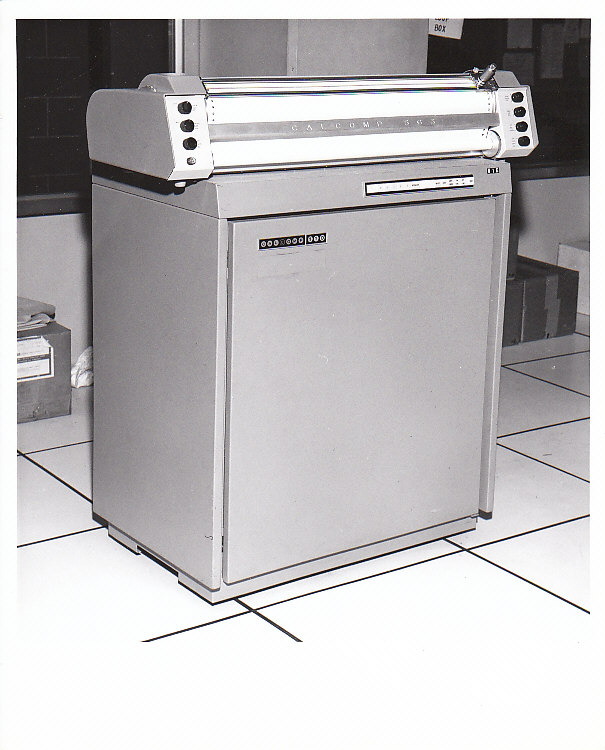 Calcomp 563 pen plotter