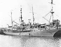 Photo # NH 42431:  USS Owera in a U.S. East Coast port, circa 1918