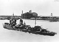 Photo # NH 74173:  Japanese destroyer Ikazuchi in Chinese waters, circa 1938