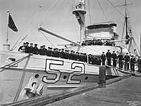 Photo # NH 85837:  Officers & Crew of USS Vireo, 1934