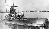 Photo # NH 90186:  USS A-4 (ex-Moccasin) in Manila Bay, circa 1912