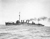 Photo # NH 95680:  USS Woodbury steaming off San Diego, California, circa 1923