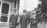 Photo # NH 97936: Captain Frank W. Bartlett with his sons, June 1922