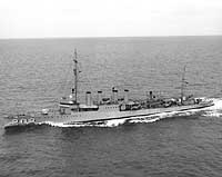 Photo # NH 99557:  USS Hovey operating at sea, 1 September 1932