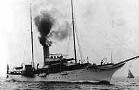 Photo # NH 100555:  Steam yacht Emeline underway prior to World War I