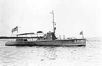 Photo # NH 102167:  USS Russ at anchor, probably in Florida waters, circa 1917-1919