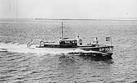 Photo # NH 102207:  USS Shadow III underway, circa 1917-1919
