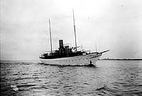 Photo #  NH 102217:  Steam Yacht Sialia underway prior to her World War I Navy service