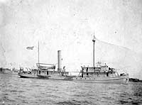 Photo # NH 107336:  USS W.T. James anchored off Lorient, France, circa 1918