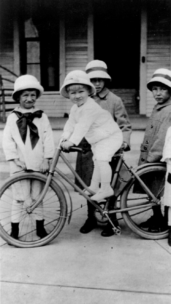 Gerald ford early childhood #5