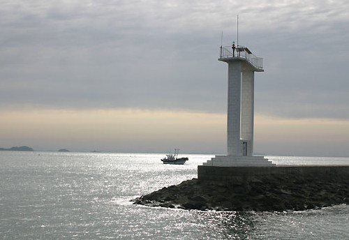 Yeondo South Breakwater Light