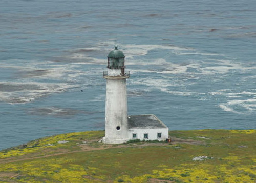 Faro Islas San Benito