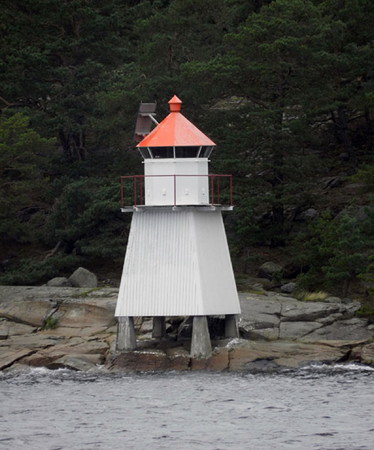Østre Vakersholmen Light