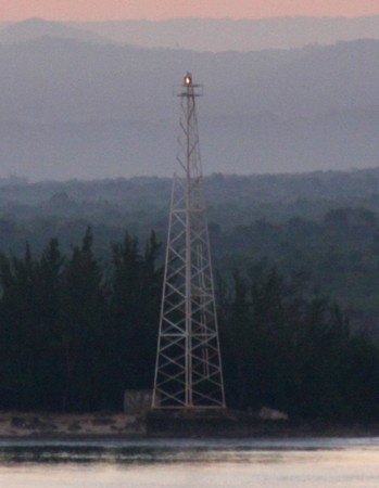 https://www.ibiblio.org/lighthouse/photos/WestIndies/PuntaMayariCUB.jpg