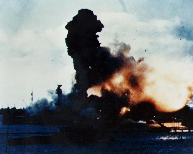 Uss Arizona Gallery Of The Explosion